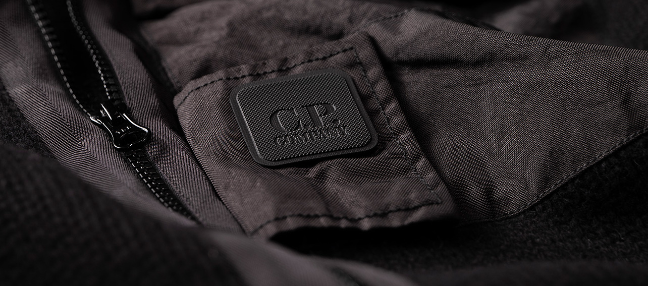 C.P. COMPANY NEXT LANDSCAPE FW020   DYNEEMA METROPOLIS JACKET WITH MARRACASH